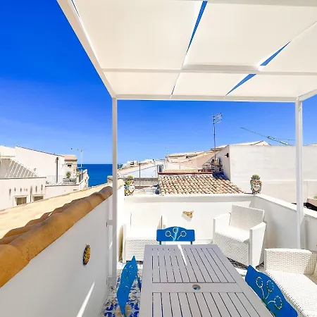 Asteria By Dimore In Sicily Apartment Syracuse